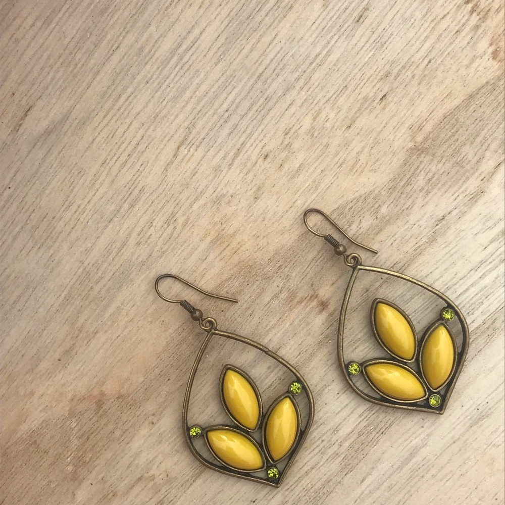 Yellow and green Stone Dangle Earrings